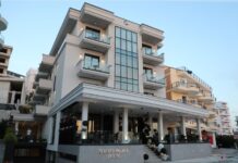 Hotel Rozafa Palace në Sarandë kërkon Recepsioniste Turni 1 & 2 dhe Ndihmës Kuzhinier/e për mëngjeset