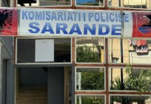 Pse më zure rrugën’, i mituri godet 15-vjeçarin në qafë! Shpallet në kërkim