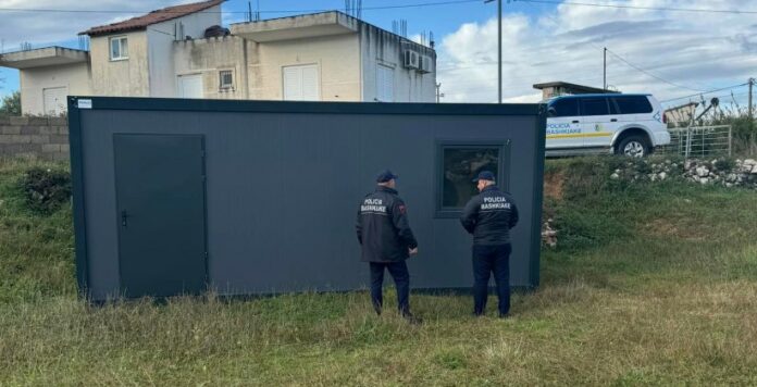 Policia Bashkiake Shanset për kioska në Ksamil Janë ZERO