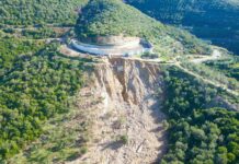 KLSH: “Energo-Sas” kishte dijeni për çarjet në digë para se të ndodhte katastrofa Banorët në Bunec: Duam dëmshpërmblim, uji i digës së Hec Sasaj erdhi 4 metër lartësi