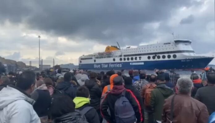 Eksod masiv në Santorini, sizmologu jep alarmin Jemi në udhëkryq, përmasat do rriten!