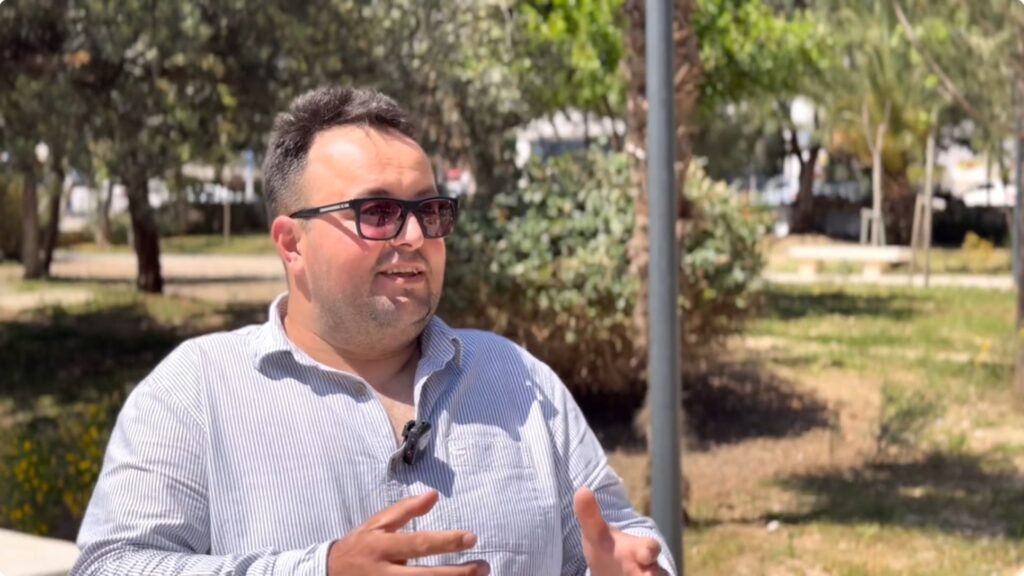 Dhimitër Boli intervistë në Saranda Web Δημήτρης Μπόλης σε συνέντευξη στο Saranda Web