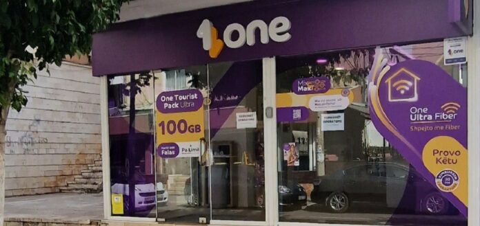 Dyqani One zgjeron stafin dhe kërkon Operatore në dyqan & Promotore në terren