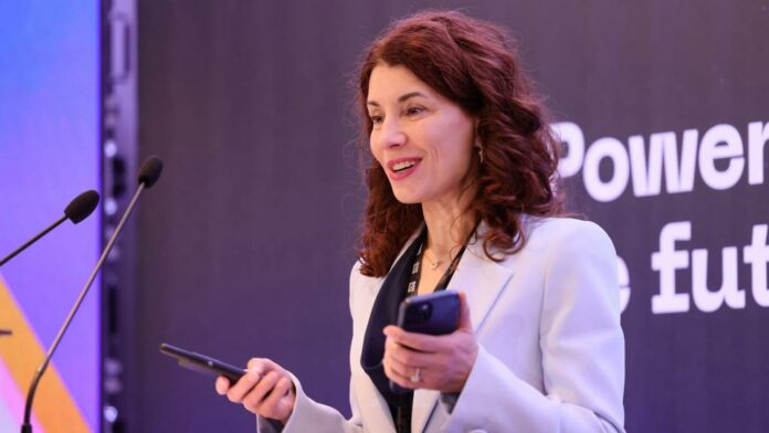 Kozeta Garrett – Vajza nga Saranda që drejton sigurinë kibernetike globale të Microsoft
