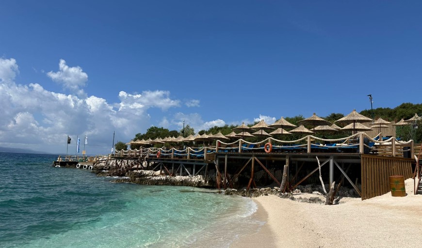Pegasus Beach Bar kërkon Kuzhiniere me eksperiencë pune
