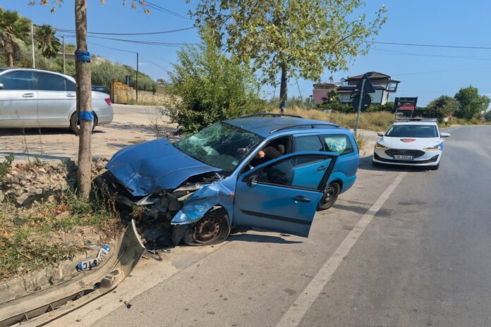 U fut në parakalim të gabuar dhe shkaktoi aksident, arrestohet 20-vjeçari
