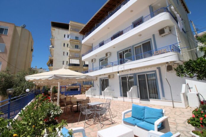 Hotel Murati në Sarandë kërkon Punonjëse pastrimi (sanitare) për hotel