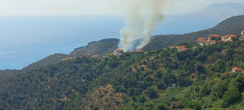 zjarr në Lukovë, pranë kishës Shën e Premte