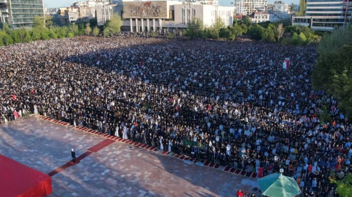 Komuniteti Mysliman i Shqipërisë (KMSH) ka reaguar ashpër ndaj projektligjit për gjininë gjithëpërfshirëse