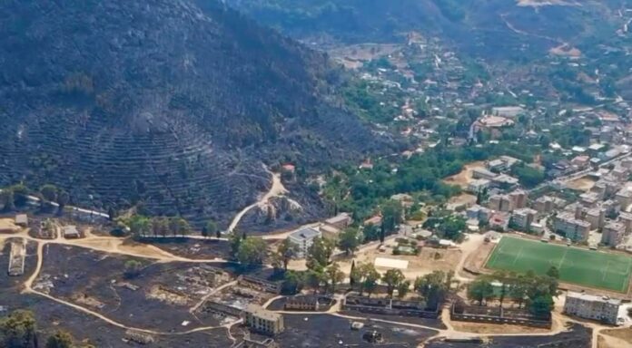 Sigurimi i detyrueshëm i pronës nga fatkeqësitë natyrore pritet të bëhet ligj në Shqipëri Pamje zjarri në Delvinë - Sigurimi i detyrueshëm i pronës nga fatkeqësitë natyrore pritet të bëhet ligj në Shqipëri