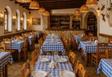 Tavernë Peshku në Sarandë kërkon Kamarier/e dhe Sanitare Tavernë Peshku në Sarandë kërkon Kamarier/e dhe Sanitare