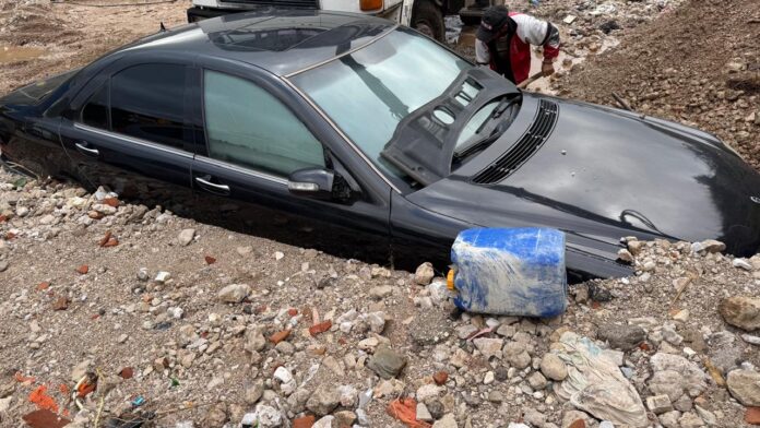 Përmbytjet në Delvinë: Banesa dhe rrugë të dëmtuara, punohet për normalizimin