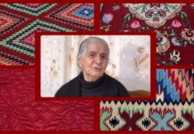 Mumushe Ibrahimi, 85-vjeçarja nga Saranda vijon ende të qepë jorganë e të thurë qilima – VIDEO Mumushe Ibrahimi, 85-vjeçarja nga Saranda vijon ende të qepë jorganë e të thurë qilima Historia e Mumushe Ibrahimit është historia e qindra grave shqiptare që, përmes punës së palodhur dhe duarve të arta, mbajtën gjallë traditën, familjen dhe dinjitetin në kohë të vështira. Edhe pse në prag të 85 viteve, Mumushja vazhdon të punojë me të njëjtin përkushtim si dekada më parë, duke qepur jorganë, duke punuar sixhade dhe qëndisje tradicionale, një art që e ka shoqëruar gjatë gjithë jetës.