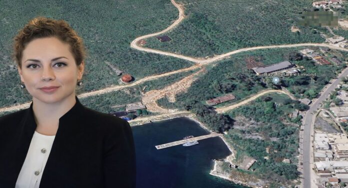 Dosja e Limionit / Olta Xhaçka paraqitet në SPAK – hetimi për Bazën Detare në Sarandë. Ish-ministrja socialiste Olta Xhaçka është paraqitur pak më parë në Prokuroria e Posaçme (SPAK), në kuadër të hetimeve që lidhen me dosjen e bazës së Limionit në Sarandë.