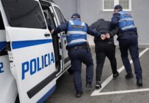 Konflikt i dhunshëm në lagjen “Baba Rexhepi” në Sarandë: 2 të plagosur, arrestohen 2 persona dhe 1 në kërkim Konflikt i dhunshëm në lagjen “Baba Rexhepi” në Sarandë