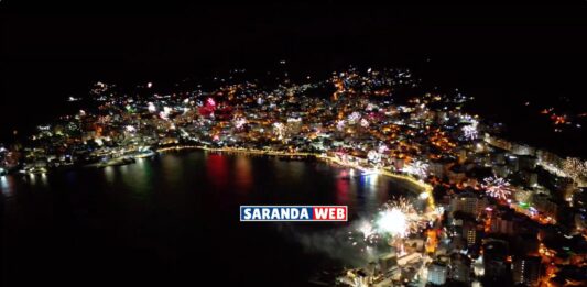 Saranda priti Vitin e Ri 2026 me spektakël fishekzjarresh dhe atmosferës festive