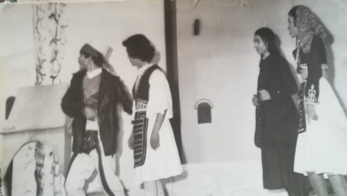 Rikthimi i Teatrit në Shkollë – Një Thirrje për Bashkinë, Zyrën Arsimore dhe Gjimnazin “Hasan Tahsini” në Sarandë Vangjel agora