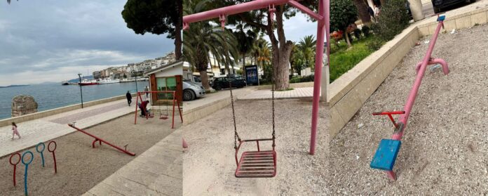 është e trishtë mesazhi i një fëmije “Është e trishtë…” – Mesazhi prekës i një fëmije për këndet e lojërave në Sarandë Një nënë nga Saranda ka dërguar në Saranda Web një mesazh të veçantë, të shkruar në emër të fëmijës së saj të mitur.