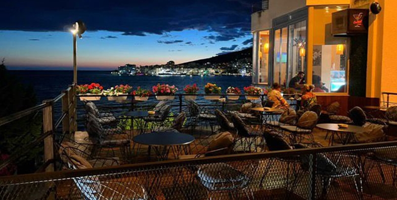 Caffe Italia Sarandë kërkon të punësojë Banakier/e për turnin e parë