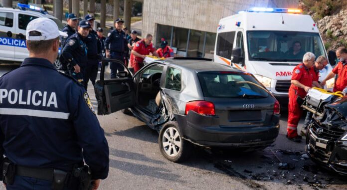 Aksident në hyrje të Sarandës, një i plagosur dërgohet për mjekim në Tiranë