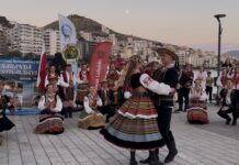 Saranda mirëpret Festivalin Ndërkombëtar të Muzikës dhe Valleve, kultura nga 5 vende në Shëtitoren buzë detit Saranda mirëpret Festivalin Ndërkombëtar të Muzikës dhe Valleve, kultura nga 5 vende në Shëtitoren buzë detit
