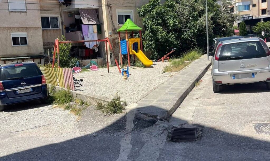 Nga kënd lojërash në vatër rreziku – Banorët: Bashkia Sarandë të reagojë para se të jetë vonë