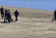 Qytetari rrëmbehet dhe dhunohet nga njerëz të maskuar, Policia bën sehir dhe godet personin që filmonte Qytetari rrëmbehet dhe dhunohet nga persona të maskuar, Policia bën sehir dhe godet personin që filmonte