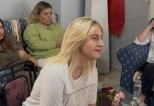 Prania e deputetes Ina Zhupa në mbledhje “u zgjidh gojën” këshilltarëve të opozitës – VIDEO Prania e deputetes Ina Zhupa në mbledhje "u zgjidh gojën" këshilltarëve të opozitës