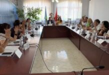 Menaxherët e faqes Partia Demokratike Sarandë sulm ndaj Saranda Web Këshilli Bashkiak Sarandë miraton çmimet për çadrat në plazhe, në Ksamil deri në 4 mijë lekë