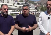 Siguria, plazhet dhe zhurmat sjellin në Sarandë për takim urgjent 2 ministra – VIDEO Siguria, plazhet dhe zhurmat sjellin në Sarandë për takim urgjent 2 ministra. Ministri i Punëve të Brendshme, Besfort Lamallari, dhe ministri i Turizmit, Kulturës dhe Sportit, Blendi Gonxhja, ndodhen në Sarandë në kuadër të ndjekjes së masave për mbarëvajtjen e sezonit turistik.